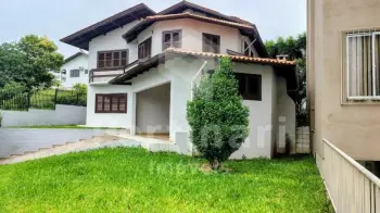 Imagem do anúncio: Alugo Casa Em Concórdia, Santa Catarina No Bairro Cinquentenário - Cód. f0980e096046a1c482534ccead859f02