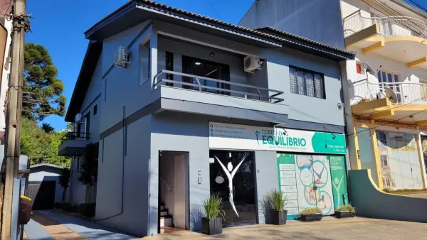 Imagem do anúncio: Vendo Casa Em Erechim, Rio Grande Do Sul No Bairro Três Vendas - Cód. ff51b6cea352a6ca28654188f3d102f8