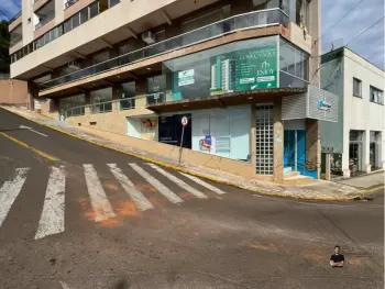 Imagem do anúncio: Alugo Conjunto Comercial / Sala Em Videira, Santa Catarina No Bairro Centro - Cód. bb04700d2f288e2ec6f6691829209eb4